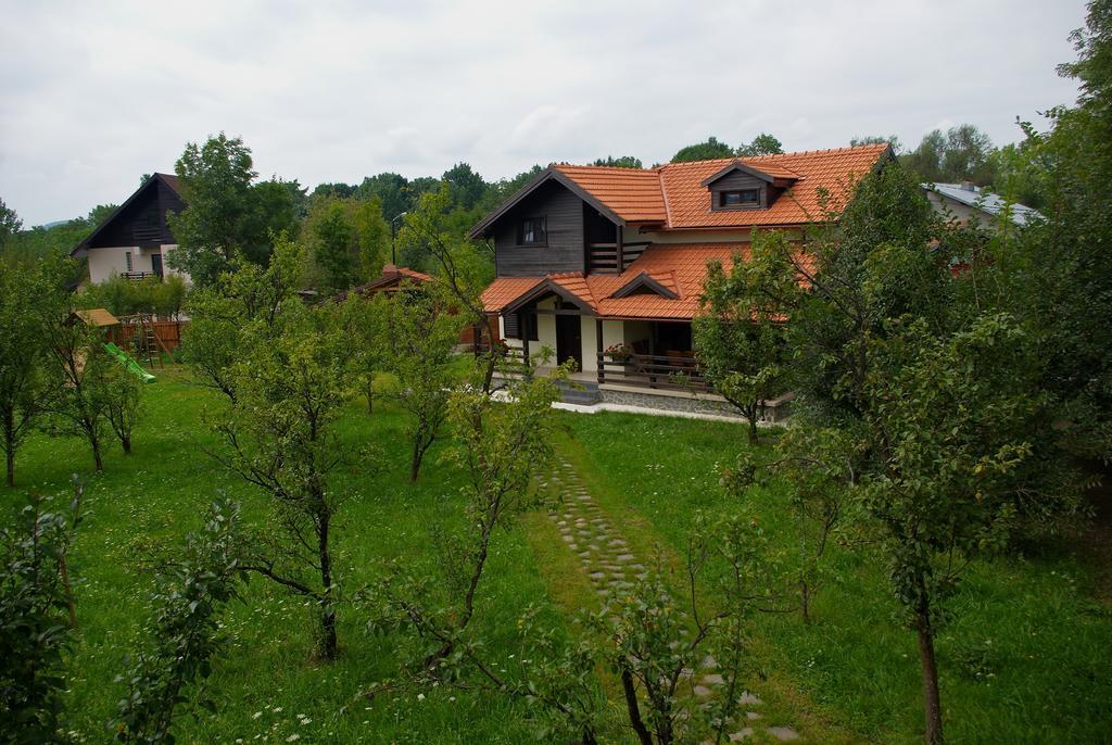 Casuta Cu Prieteni Cornu de Jos Zimmer foto