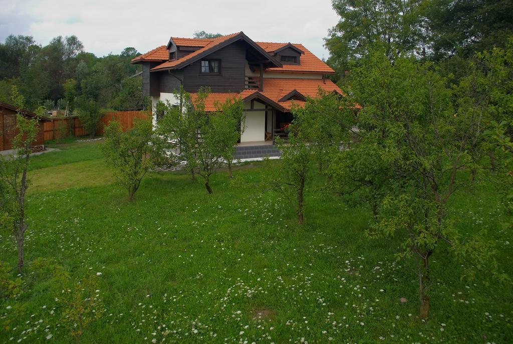 Casuta Cu Prieteni Cornu de Jos Zimmer foto