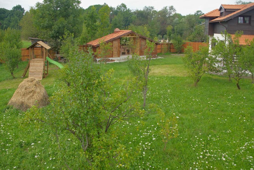 Casuta Cu Prieteni Cornu de Jos Zimmer foto